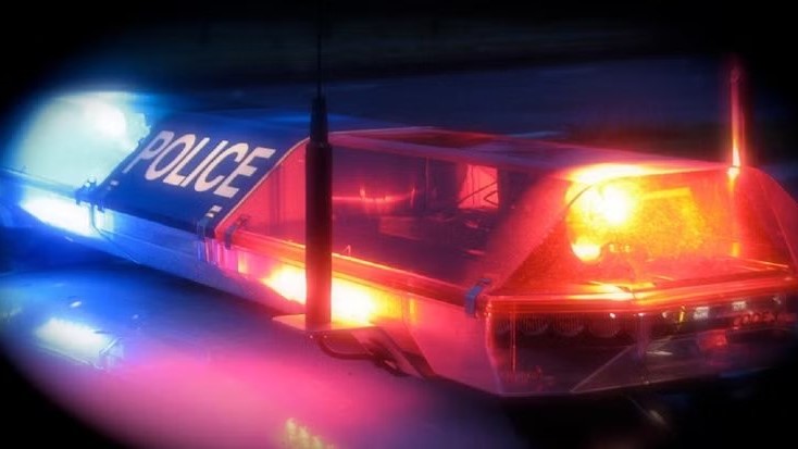 出警后发现是玩家在打游戏 激烈枪战