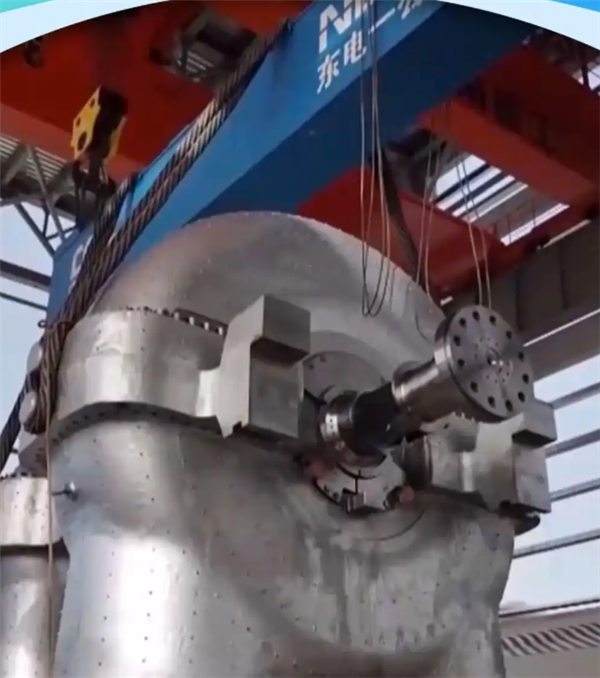 世界最大压缩空气储能电站完成透平机吊装 核心部件100%国产化
