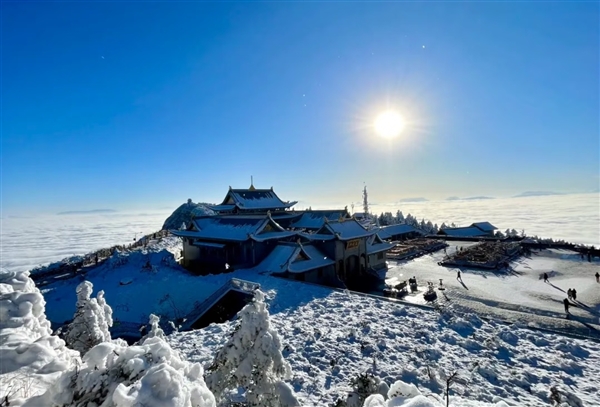 峨眉山向股东发福利：可免费旅游 同行家人可享半价