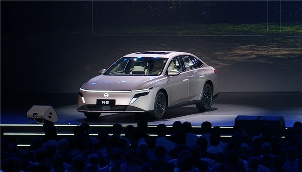 合资真来掀桌子了 全新东风日产N6上市：限时9.19万起 