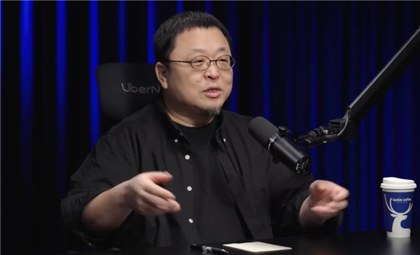 罗永浩回应称“5G没什么用”：对流氓标题党多留个心眼