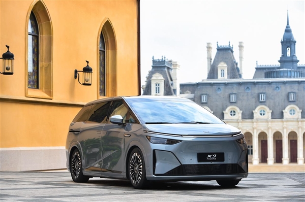 小鹏华为合作再加深！X9超混全球首发搭载下一代增程发电机