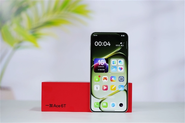全球首发第五代骁龙8！一加Ace 6T图赏