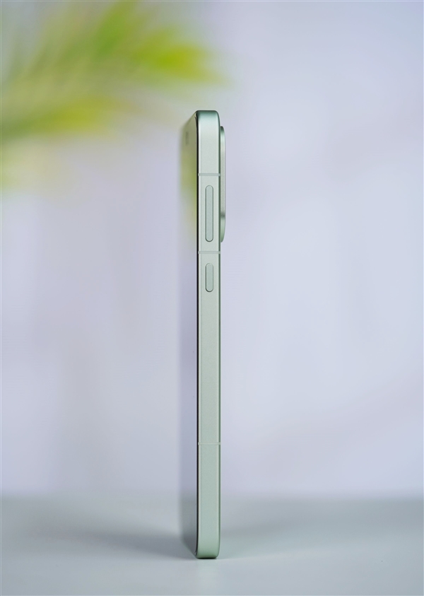 全球首发第五代骁龙8！一加Ace 6T图赏