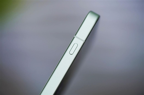 全球首发第五代骁龙8！一加Ace 6T图赏