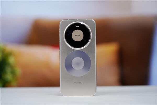 首发麒麟9030 Pro!华为Mate 80 Pro Max图赏