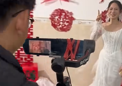 男子用行车记录仪跟拍“80年代”婚礼:不用调色 直接出片