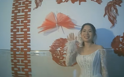 男子用行车记录仪跟拍“80年代”婚礼:不用调色 直接出片