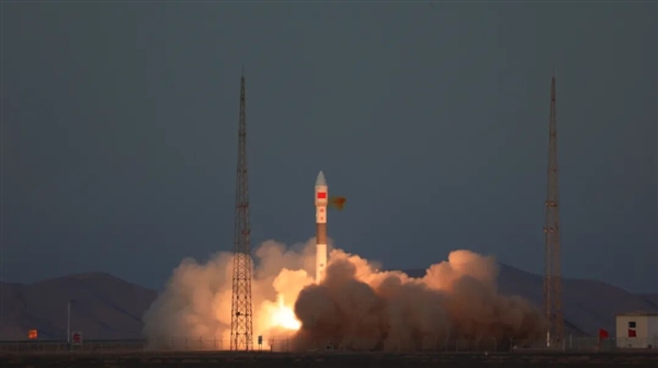 快舟一号甲火箭第30次发射：绿色底漆都懒得刷