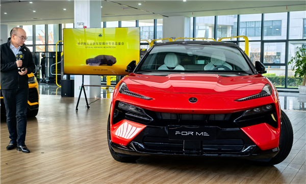 莲花For Me亮相!莲花CEO冯擎峰:300万以内无人匹敌