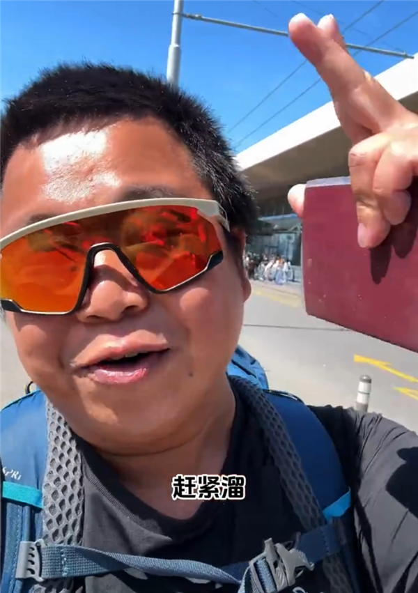 蓝战非回应被绑架:没有自导自演 绑匪张口就说要300万