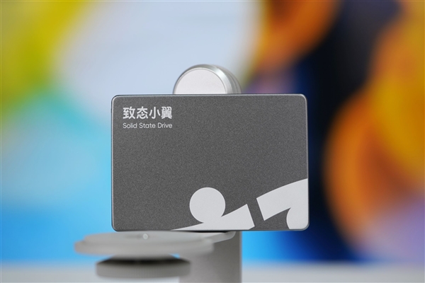 长江存储原厂颗粒!致态小翼S001 1TB SSD图赏