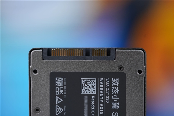长江存储原厂颗粒!致态小翼S001 1TB SSD图赏