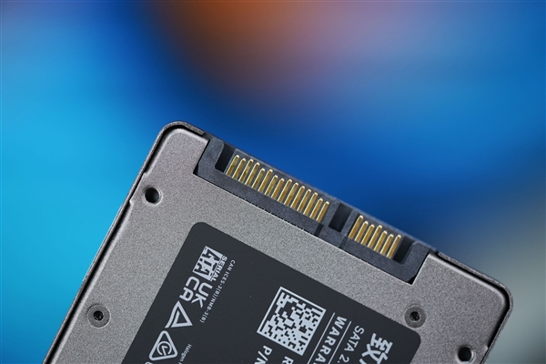 长江存储原厂颗粒!致态小翼S001 1TB SSD图赏