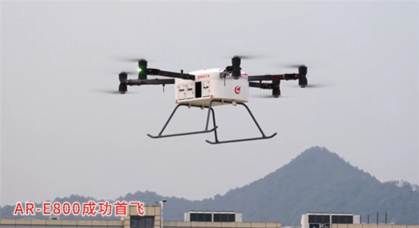 国产首款 800公斤级!AR-E800重载电动垂直起降飞行器首飞成功