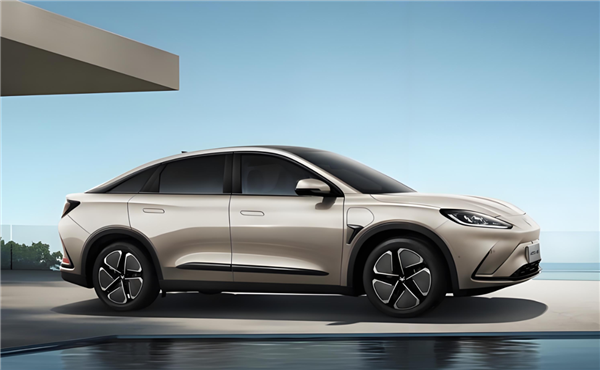 我国首批L3自动驾驶车型获准上路!北汽极狐详解L3级车辆架构