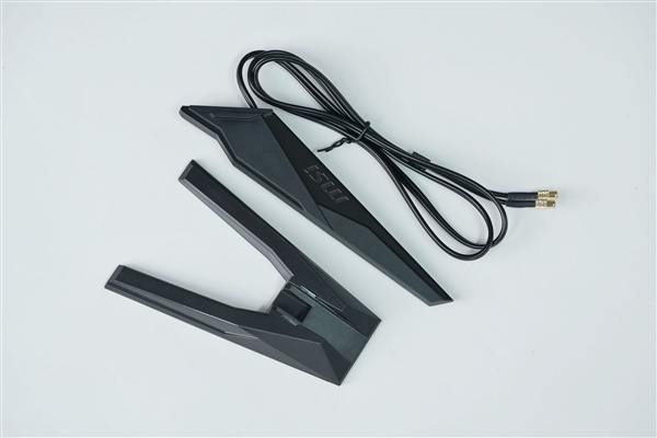 限量1000块!微星MEG X870E GODLIKE X EDITION主板图赏