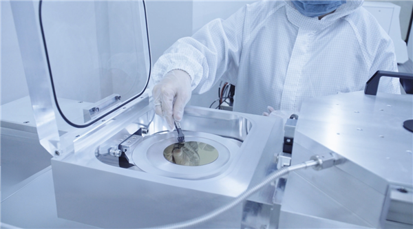 中国脑机重大进展!高位截瘫患者意念操控轮椅、机器狗