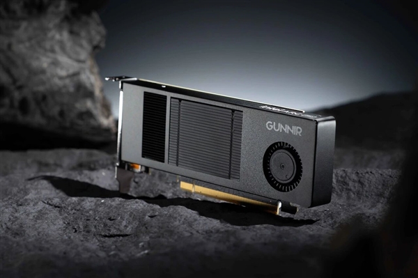 全金属外壳 帅爆!蓝戟发布单风扇迷你版Intel锐炫Pro B50专业显卡