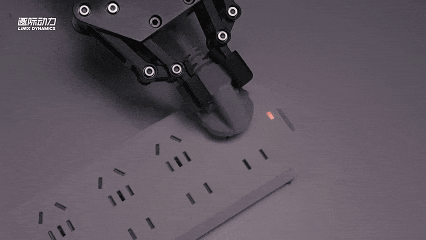 可变化三种形态的机器人来了!逐际动力TRON 2发布:4.98万起售