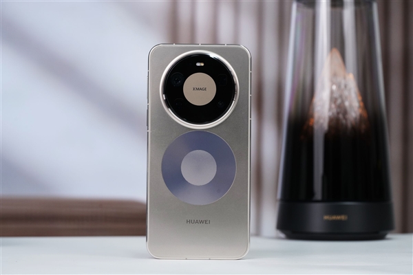 比上代暴增115%！华为Mate 80系列18天内销量破百万：4699元标准版占76%