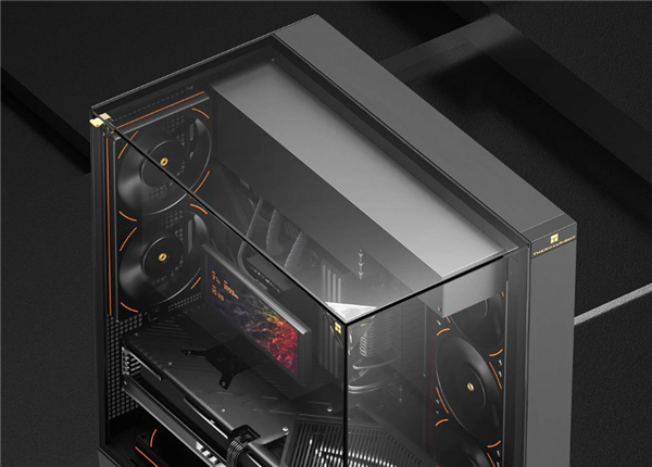 无立柱三面开窗!利民A70机箱首发549元起:隐藏式水冷管