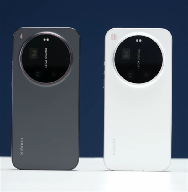 卢伟冰公布小米17 Ultra真机:首次直屏直边、8.29mm史上最薄