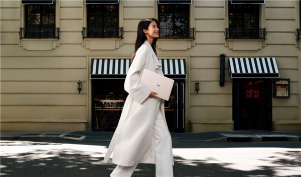 狂揽行业年度评选奖项!鸿蒙电脑获得市场与行业双重认可