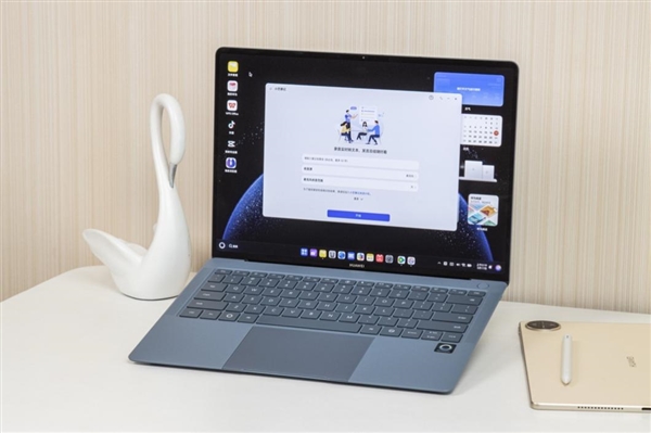 狂揽行业年度评选奖项!鸿蒙电脑获得市场与行业双重认可