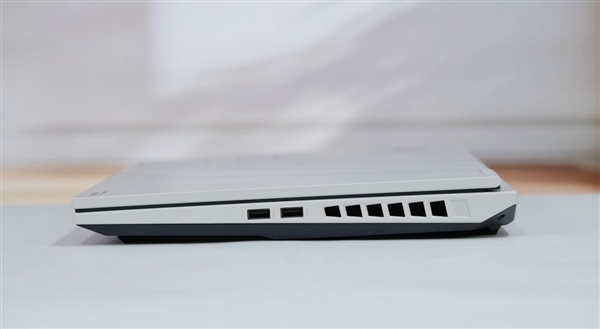 高颜值、高性能双杀！七彩虹Colorfire MEOW橘宝R16 Pro图赏