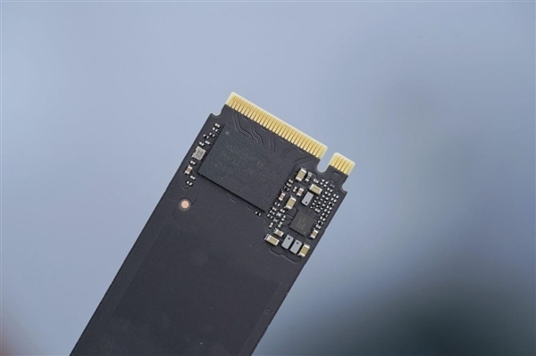 Windows 11启用原生NVMe SSD支持：性能两位数提升！