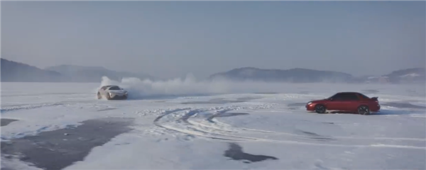 小米YU7冰面全网首漂：人车合一 堪比大片