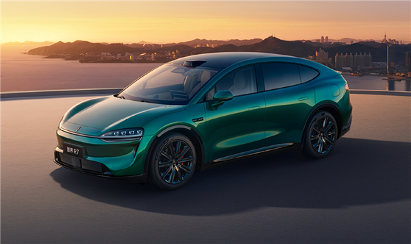 华为再造爆款!智界汽车12月交付破1万台 已连续3月过万辆大关