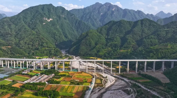 陕西眉太高速公路全线通车 西安至太白车程缩短至1.5小时