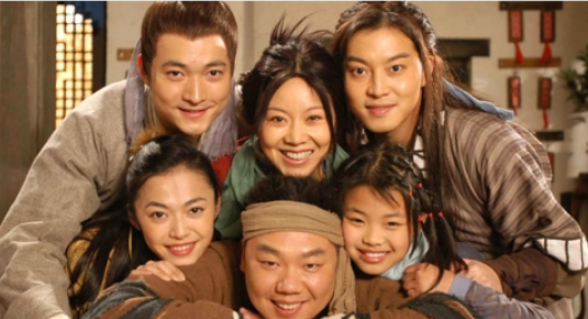 《武林外传》冲上热搜!网友:佟掌柜没骗我们 20年快得很弹指一挥间