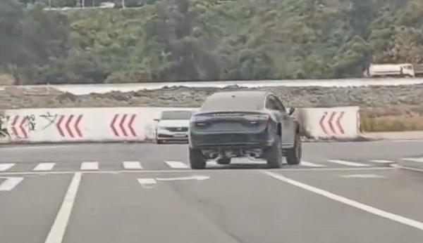 套了个S9的壳子 享界神秘新车路试：离地间隙超高