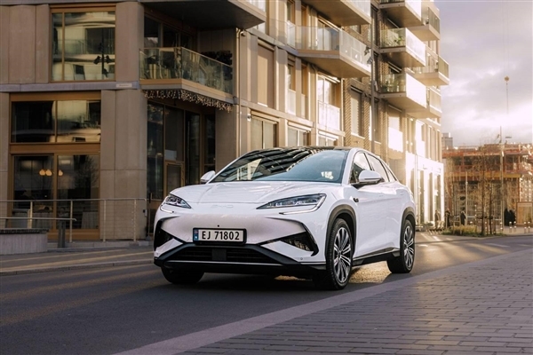 中国车企在欧洲卖爆了！英国每售十辆新车就有一辆来自中国