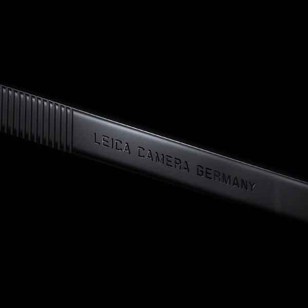 雷军称小米17 Ultra徕卡版好帅！每一个细节设计都源自徕卡相机