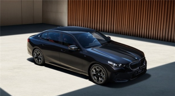 1-11月燃油轿车销量榜:轩逸领跑破29万 18款车型销量超十万