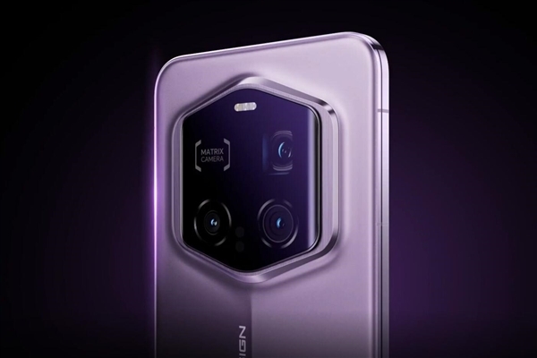 荣耀最强旗舰来了！工程师首晒荣耀Magic8 RSR保时捷设计