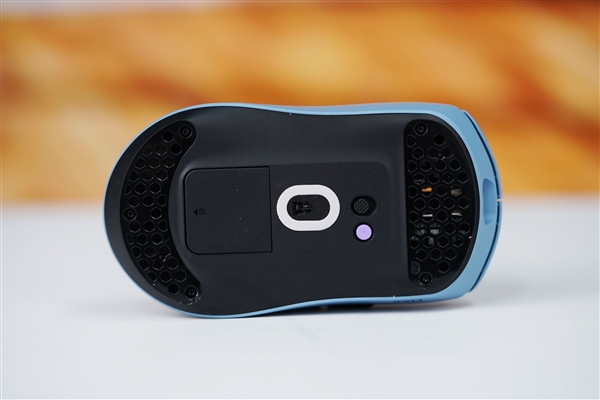 原生级双8K回报率！雷柏VT0无线电竞鼠标图赏