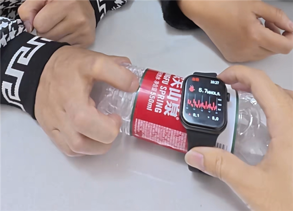 号称“德国进口”!84元网购手表测出吸尘器血糖7.4