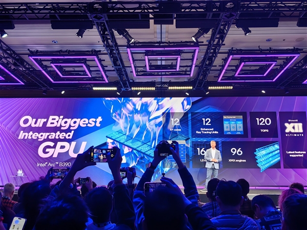唯一支持多帧生成的集显!Intel祭出史上最强Xe3锐炫B390:硬刚RTX 4050