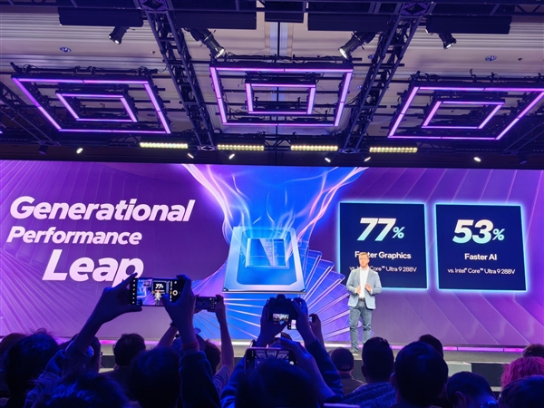 唯一支持多帧生成的集显!Intel祭出史上最强Xe3锐炫B390:硬刚RTX 4050