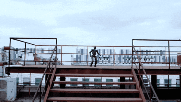 董事长稚晖君发布上纬新材首款机器人！能塞书包还能骑机器狗