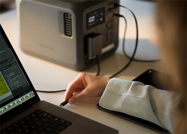 大疆最便携的1度电户外电源来了 大疆Power 1000 Mini发布:2099元起