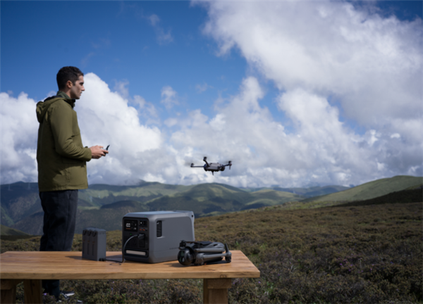 大疆最便携的1度电户外电源来了 大疆Power 1000 Mini发布:2099元起