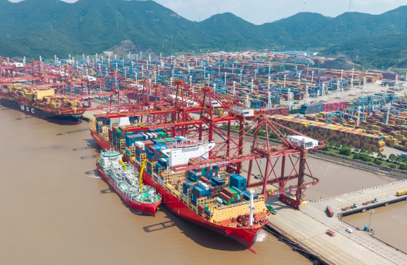 全球首个！超14亿吨大港来了：年货物吞吐量全球“17连冠”