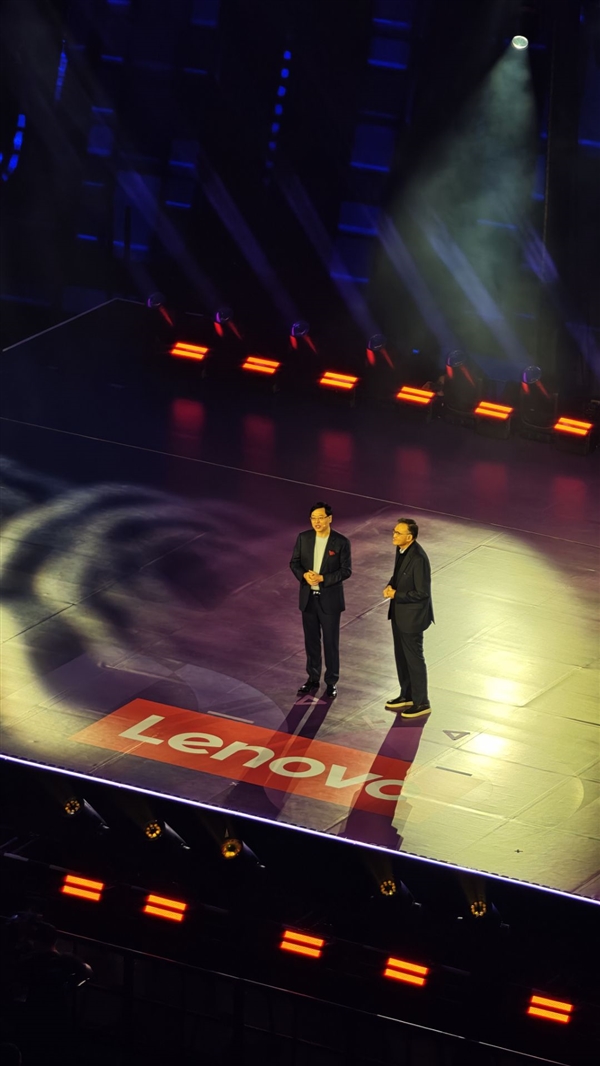 史诗级同框！NVIDIA、Intel、AMD、高通四巨头CEO齐聚联想发布会