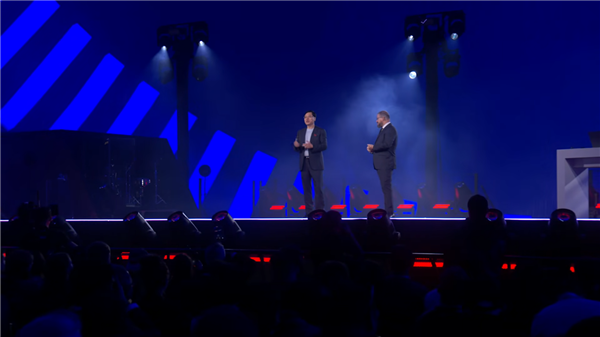 史诗级同框！NVIDIA、Intel、AMD、高通四巨头CEO齐聚联想发布会